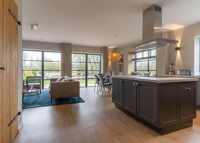 Feriehus Reetdachhaus Reetperle Reetdachhaus Reetperle West *